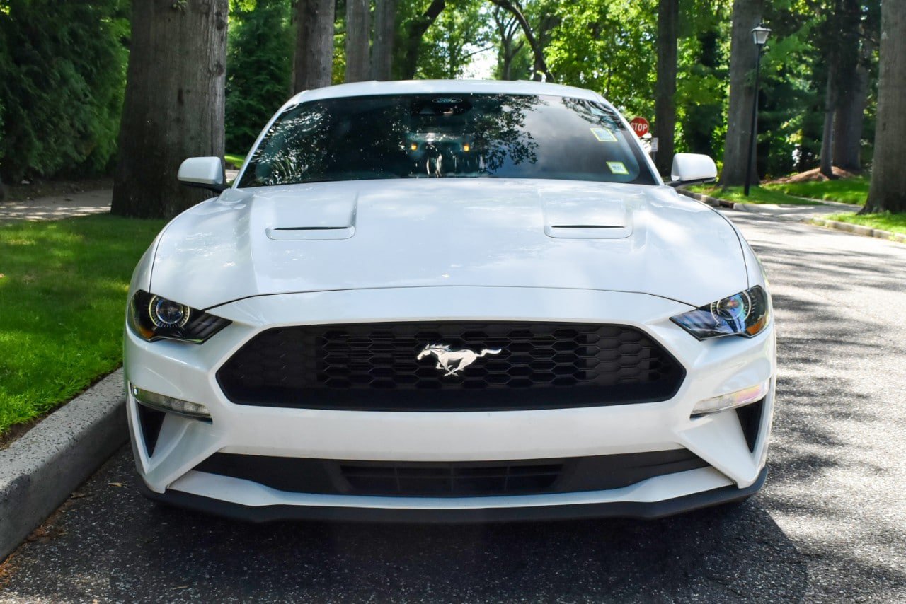Used 2022 Ford Mustang Coupe RWD image 11