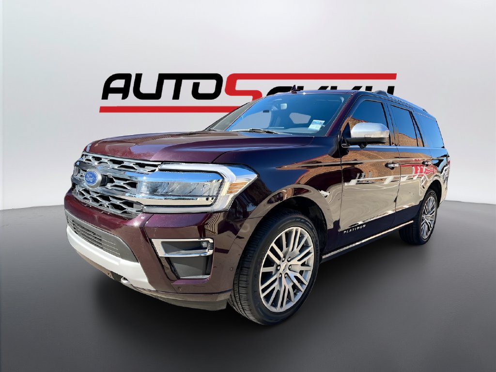 Used 2024 Ford Expedition Platinum AWD/4WD image 3