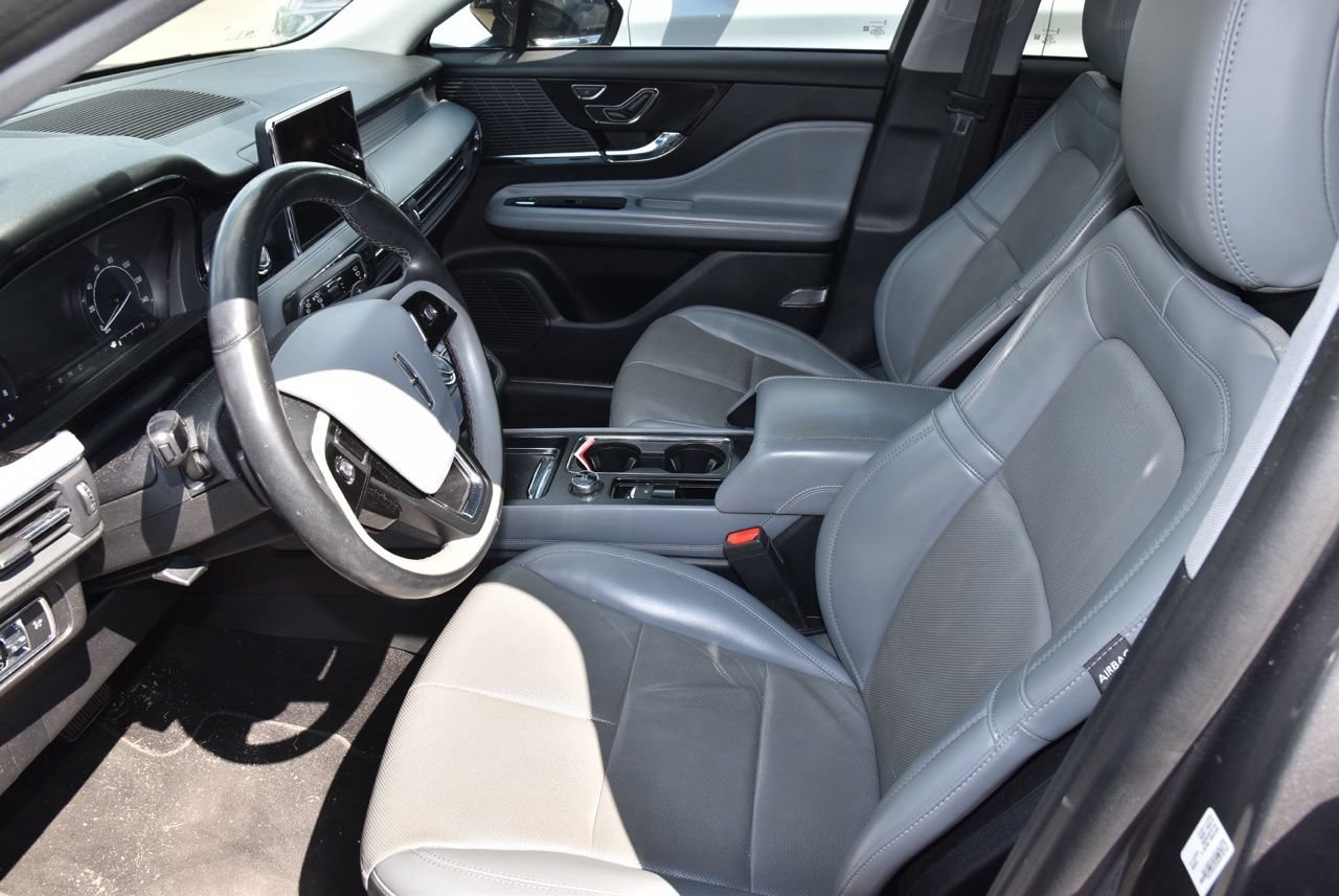 Used 2022 Lincoln Corsair AWD w/ Premium Package image 9