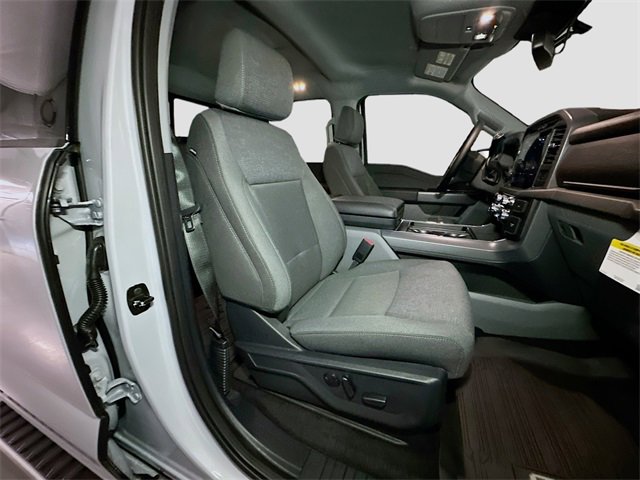 New 2025 Ford F150 XLT w/ Equipment Group 302A MID image 30