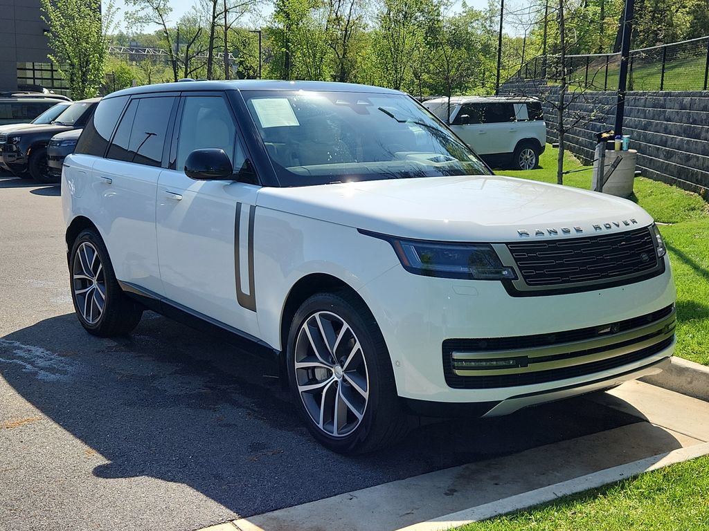 Certified 2025 Land Rover Range Rover SE AWD/4WD image 10