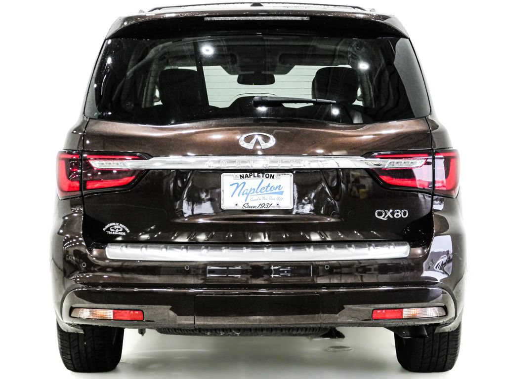 Used 2018 INFINITI QX80 4WD w/ Driver Assistance Package image 8