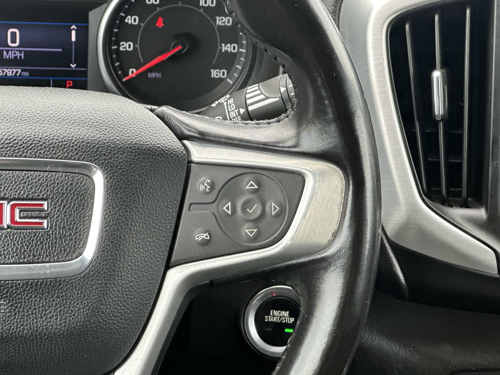 Used 2020 GMC Terrain SLE FWD image 21