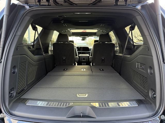 New 2026 Chevrolet Suburban High Country AWD/4WD image 38
