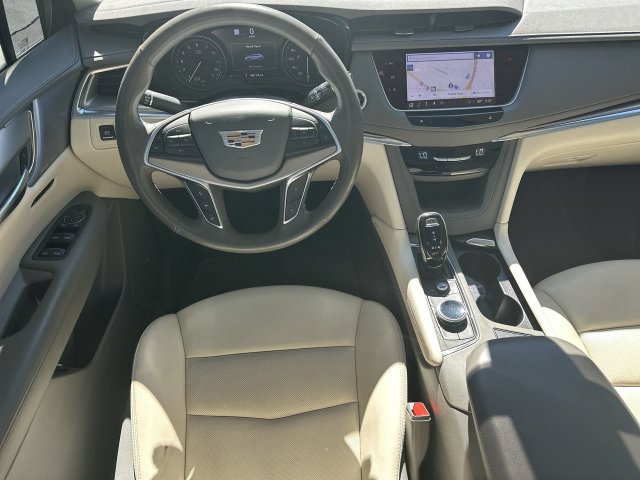 Used 2022 Cadillac XT5 Premium Luxury w/ Technology Package FWD image 21