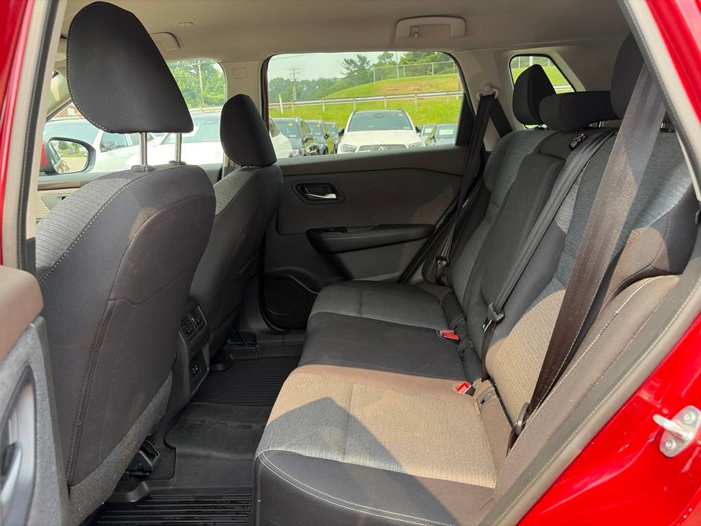 Used 2023 Nissan Rogue SV AWD/4WD image 24