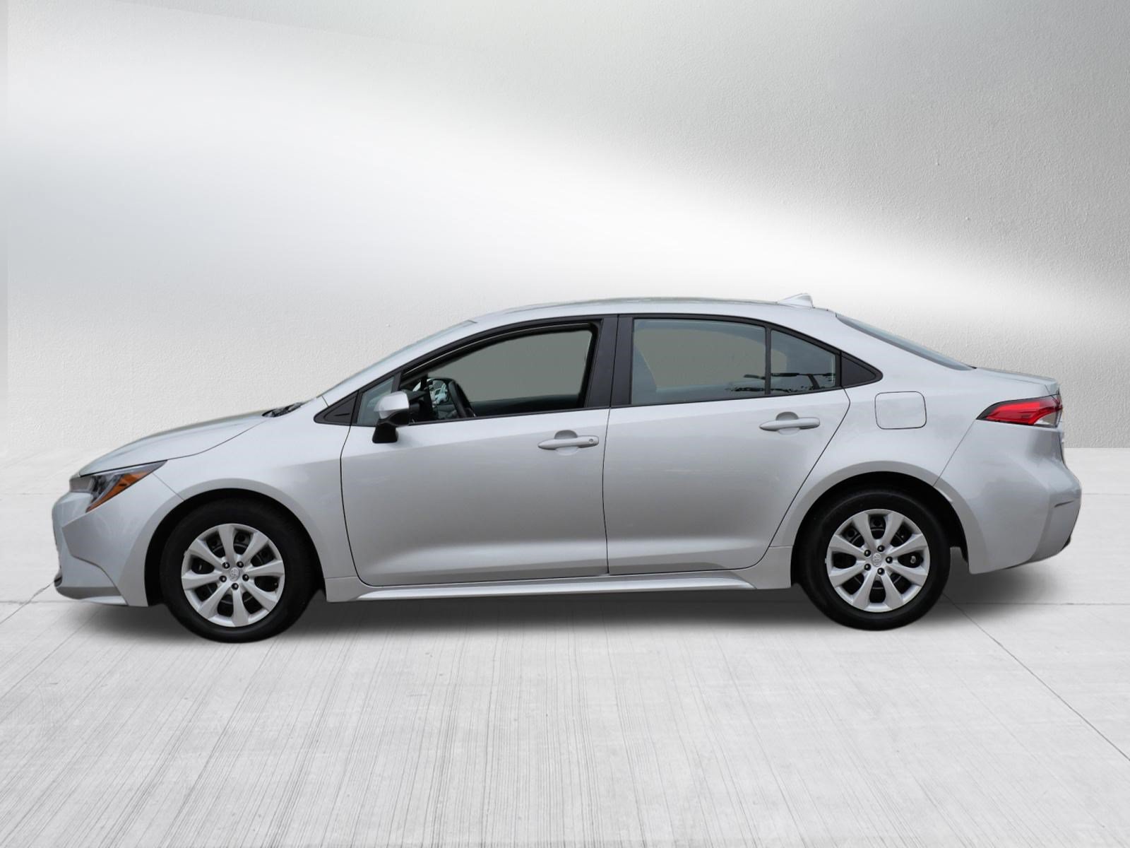 Certified 2026 Toyota Corolla LE FWD image 5