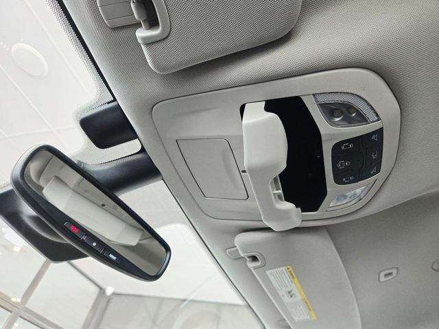 Used 2019 Chrysler Pacifica Touring Plus w/ Advanced Safetytec Group FWD image 30