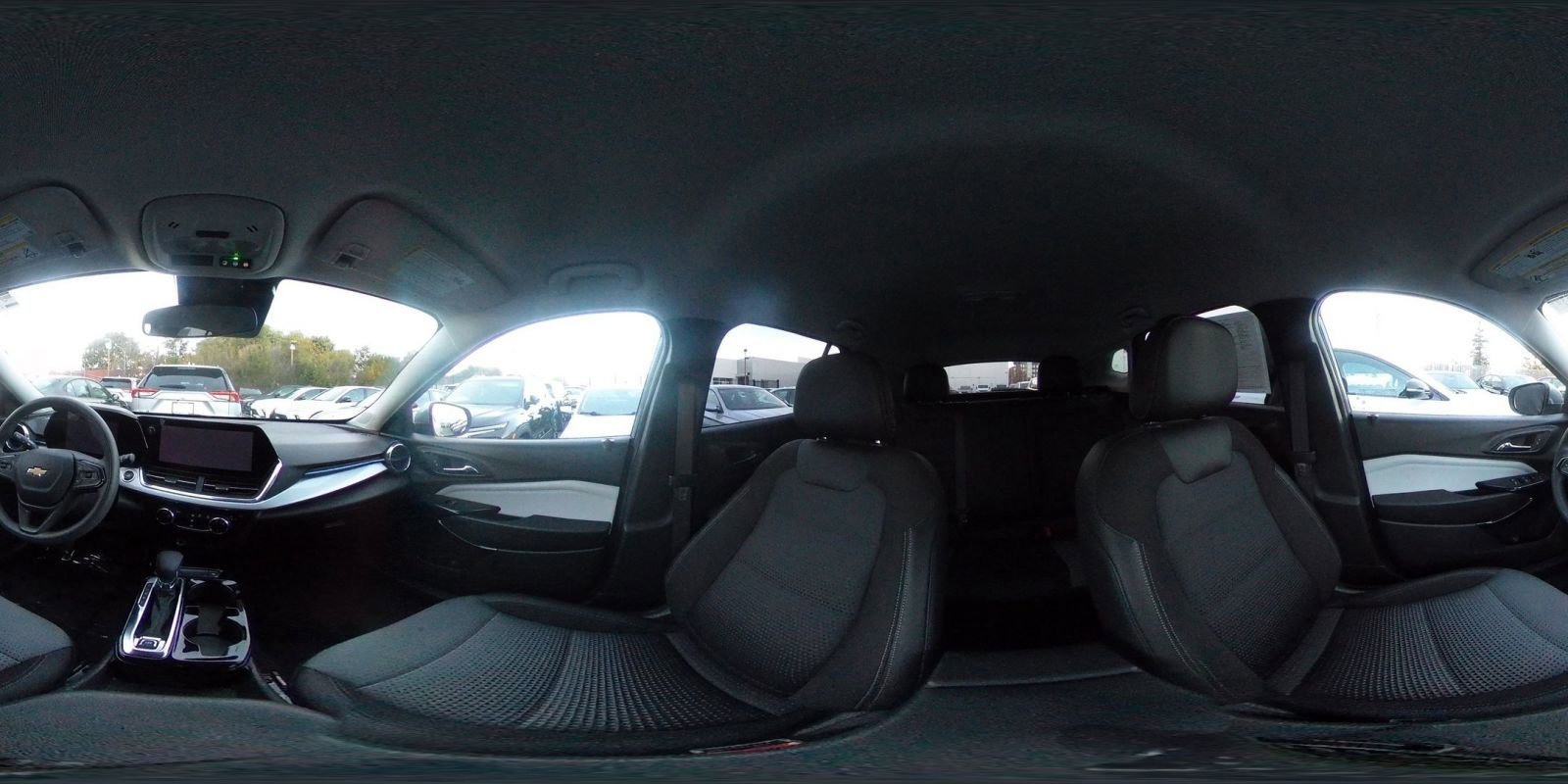 Used 2025 Chevrolet Trax LT image 40