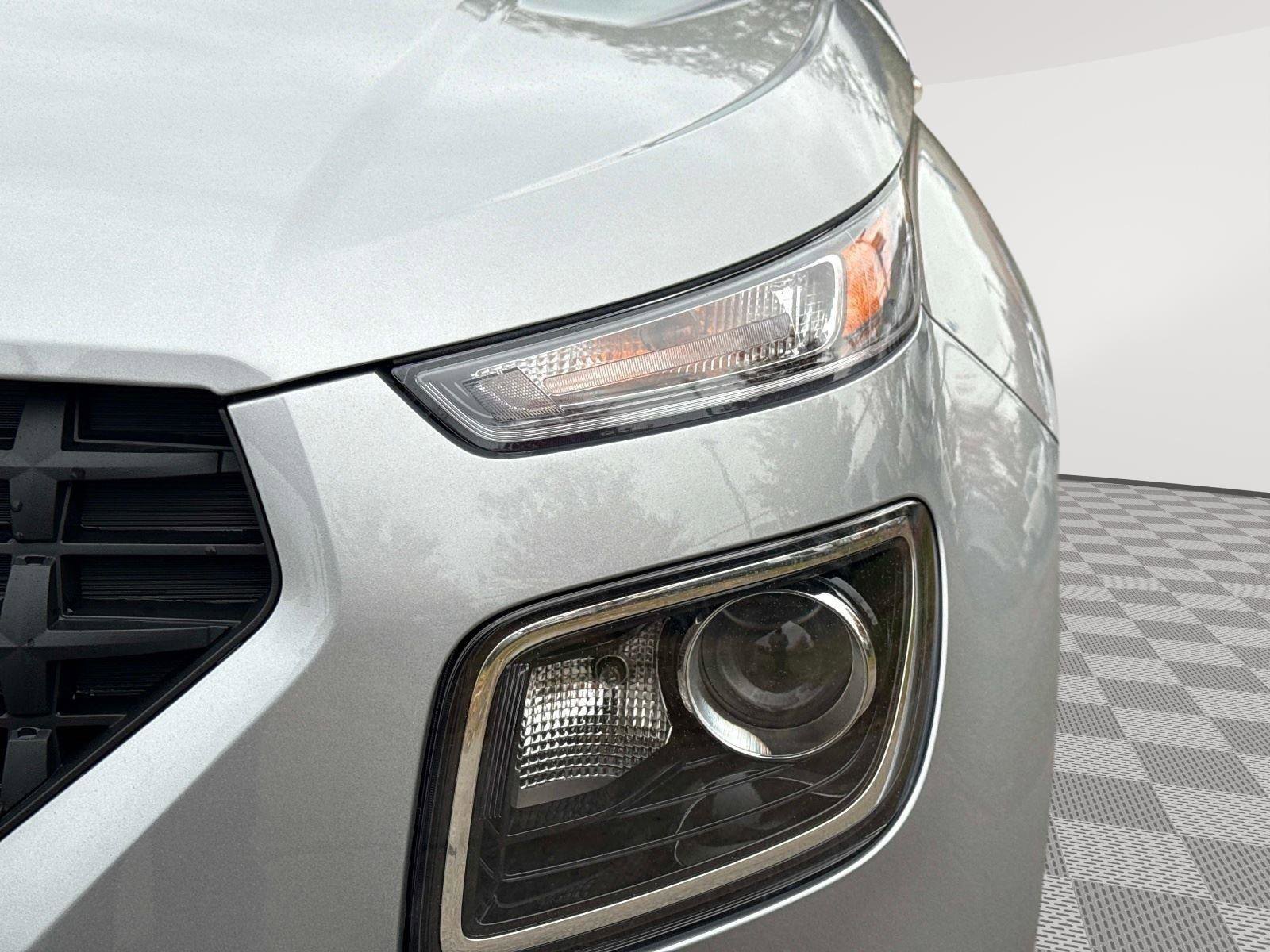Used 2026 Hyundai Venue SE FWD image 10
