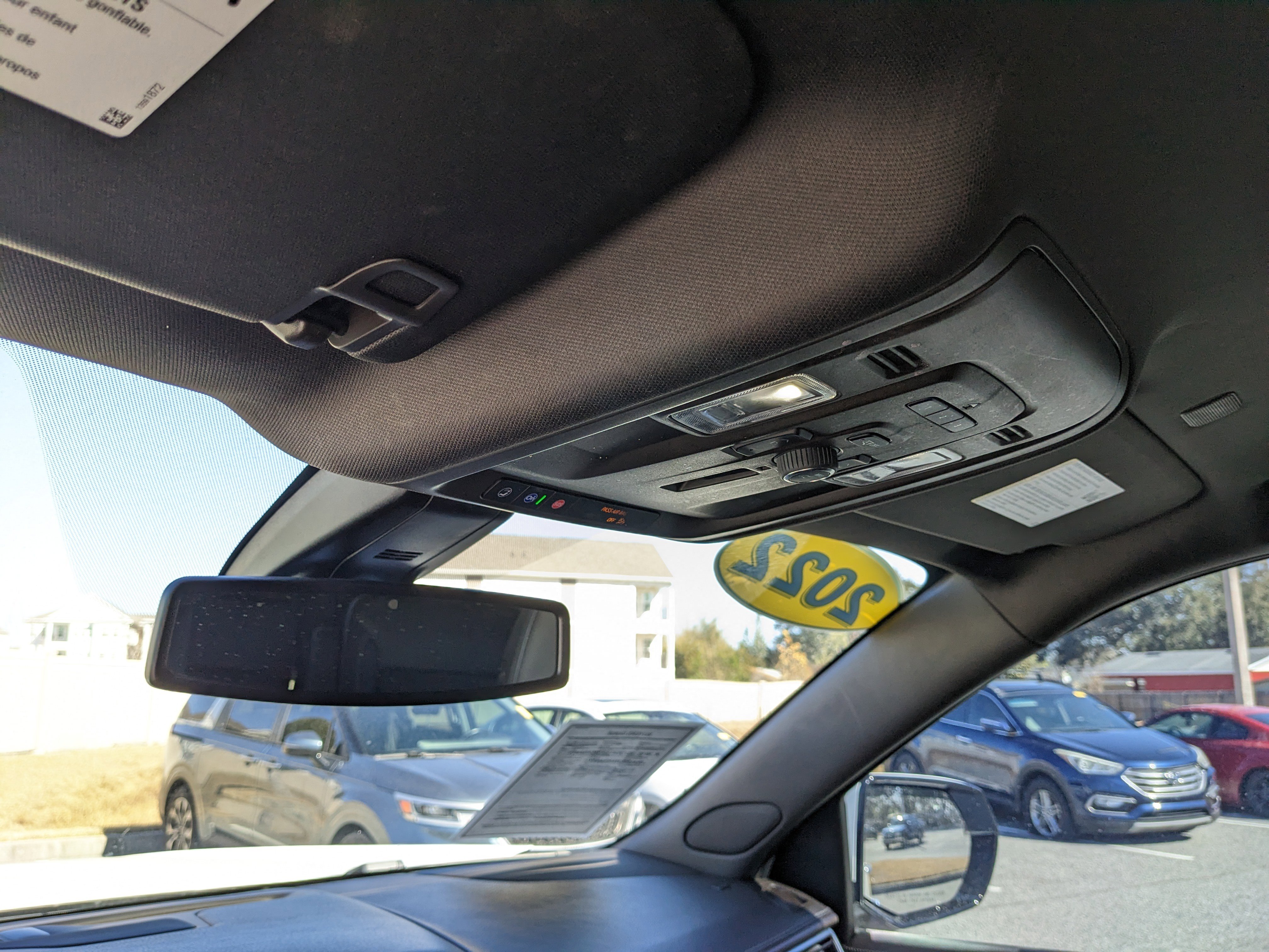 Used 2022 GMC Yukon XL Denali image 27