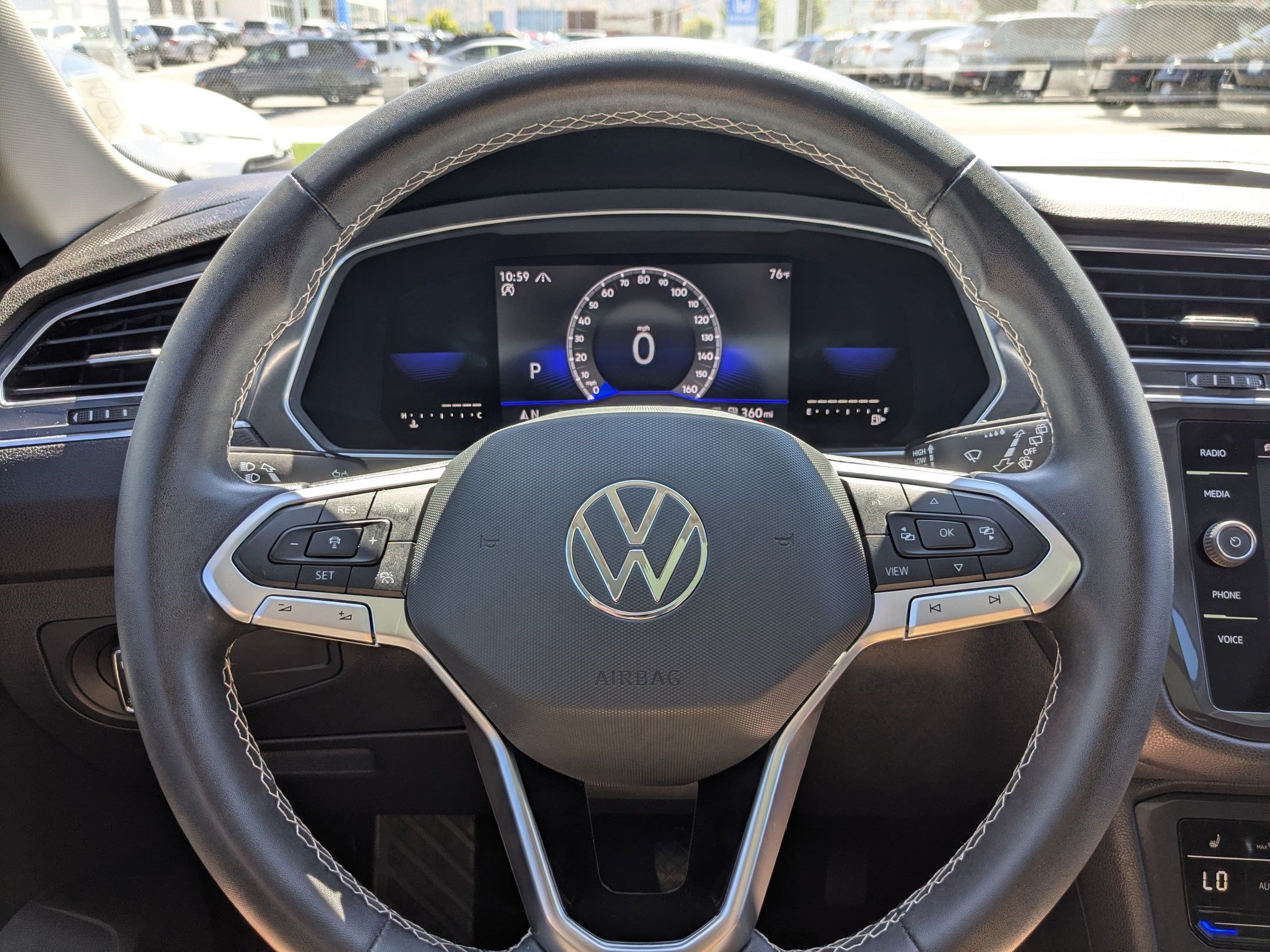 Used 2022 Volkswagen Tiguan SE AWD/4WD image 20