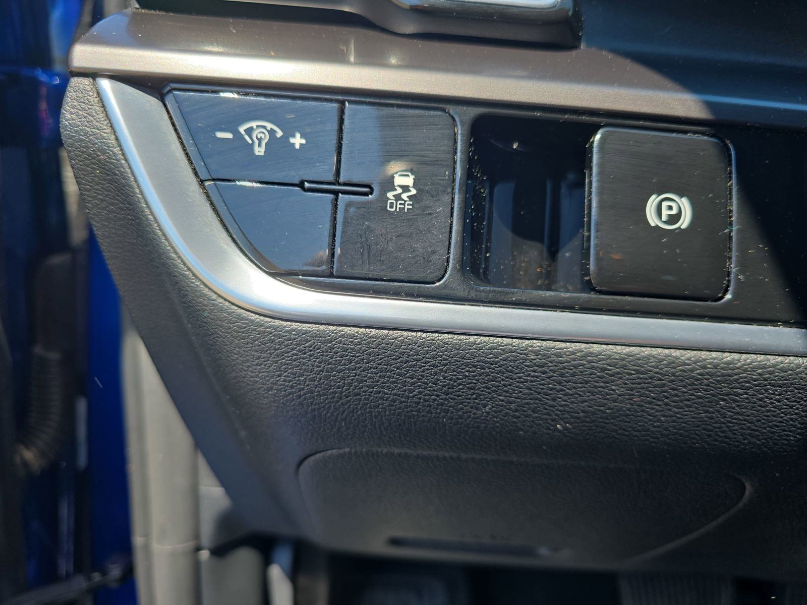 Used 2023 Kia Sportage EX FWD image 28