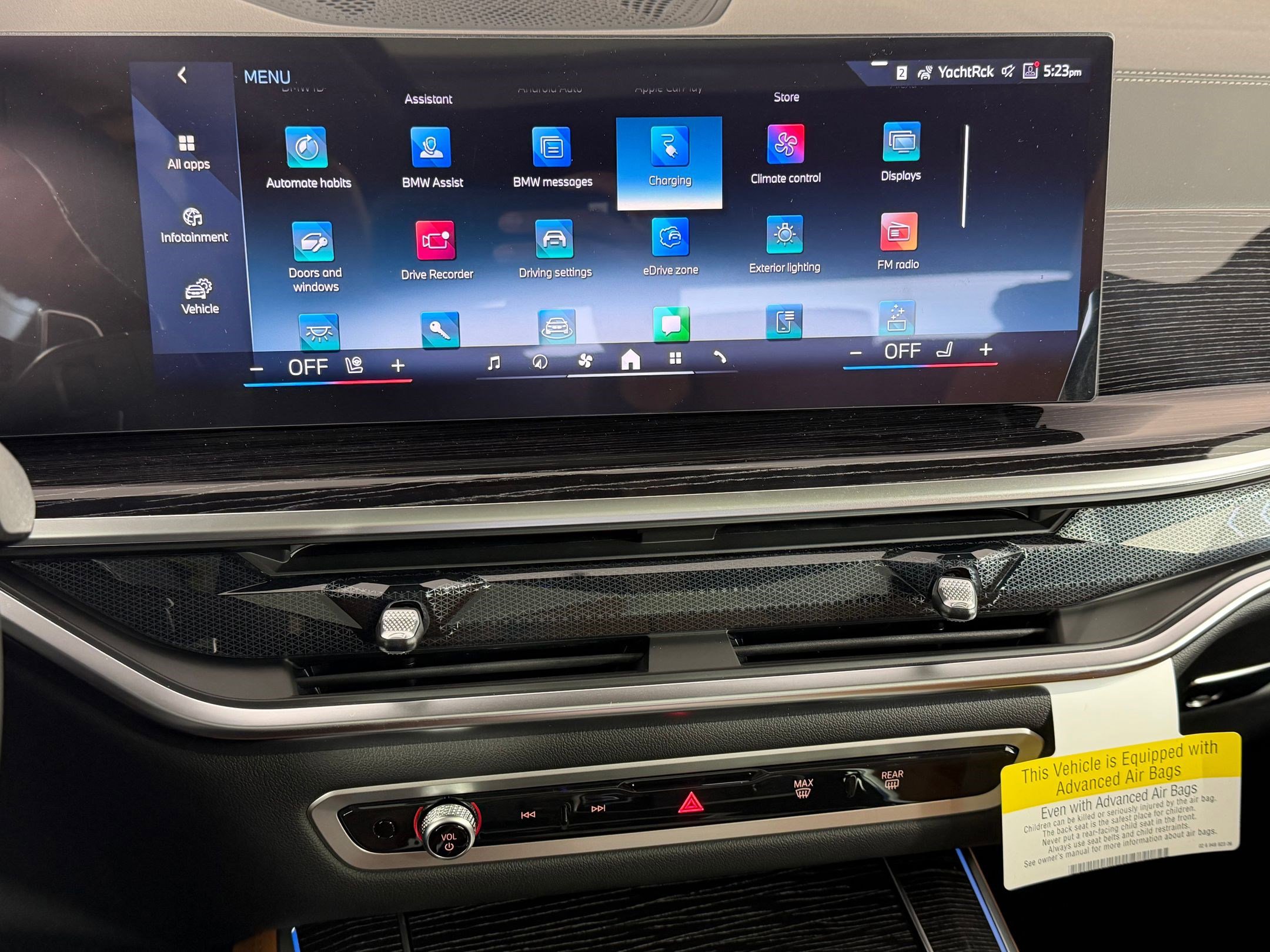 New 2026 BMW X5 xDrive50e w/ Executive Package image 24