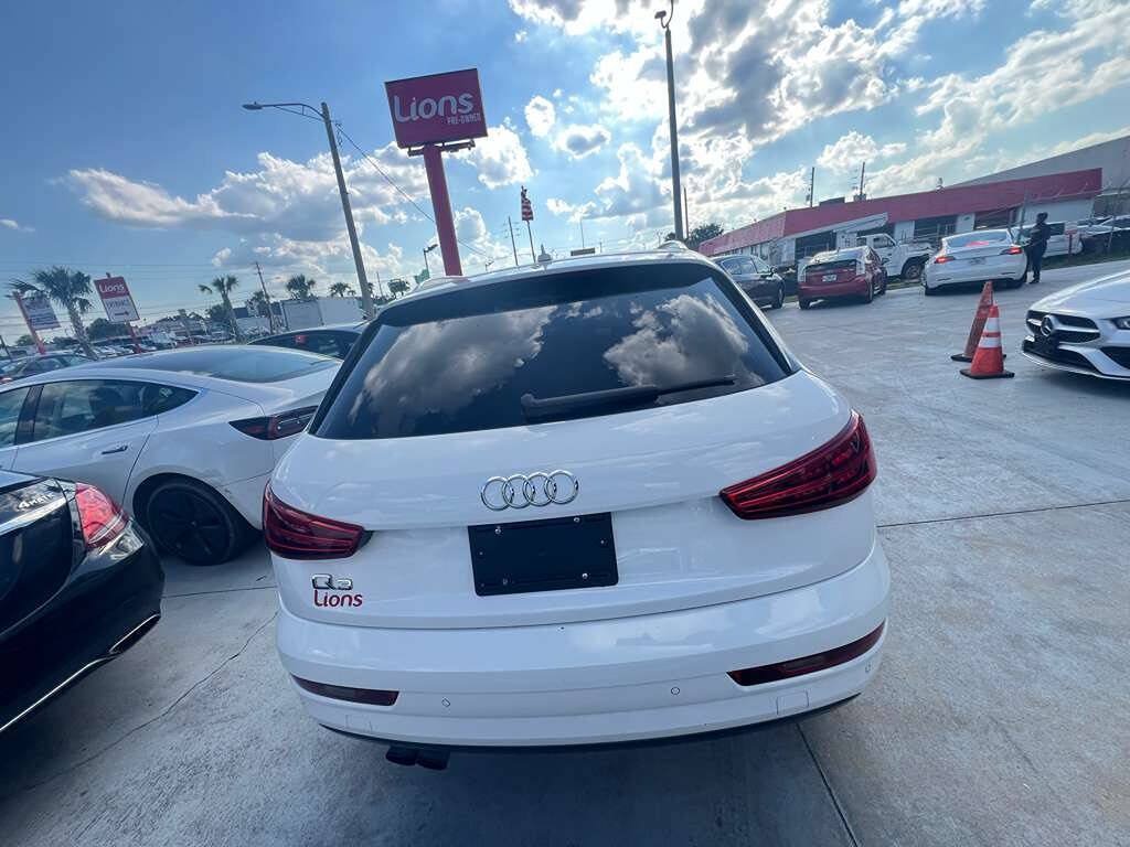 Used 2018 Audi Q3 2.0T Premium w/ Convenience Package FWD image 4