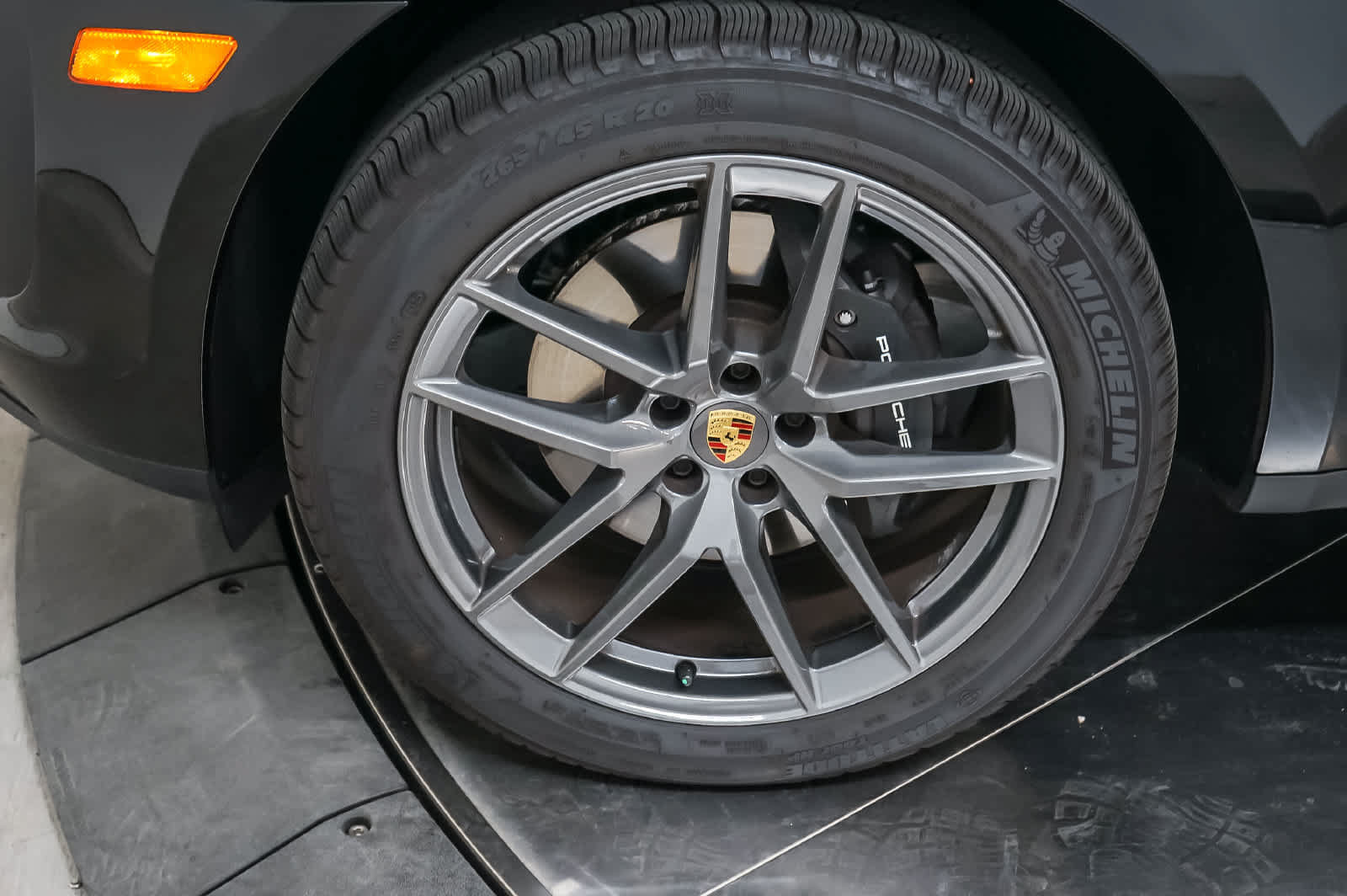 Certified 2026 Porsche Macan Turbo AWD/4WD image 11