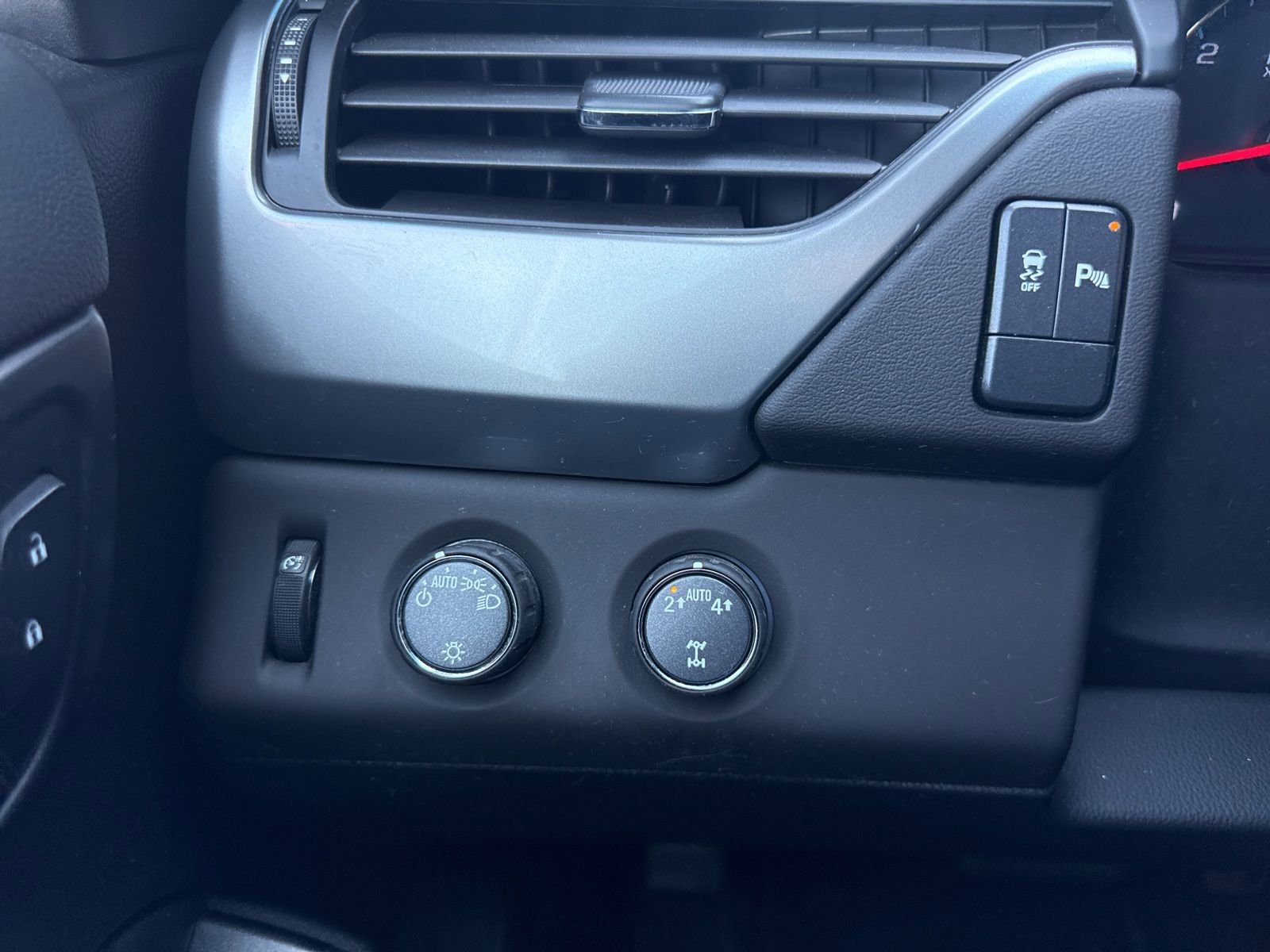 Used 2019 Chevrolet Tahoe LS image 36