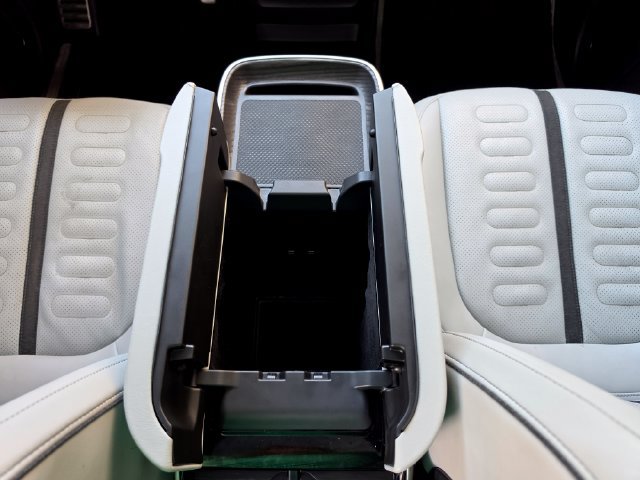 Used 2023 Rivian R1S Launch Edition Quad AWD/4WD image 36