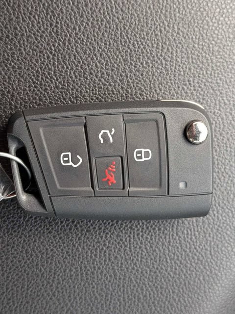 Used 2022 Volkswagen Jetta S FWD image 25