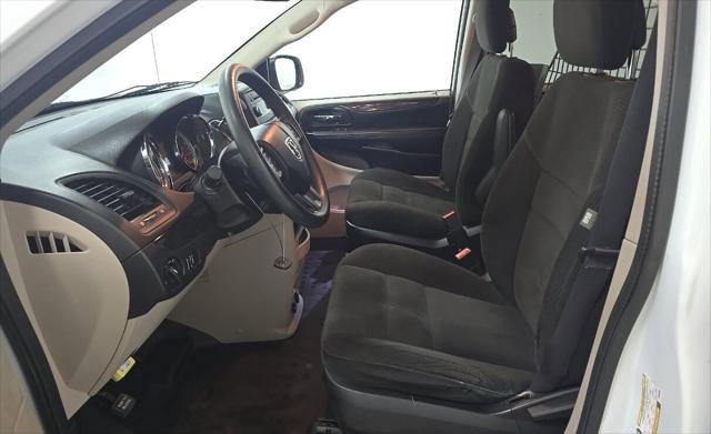 Used 2015 RAM C/V Tradesman FWD image 12
