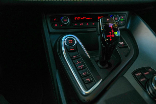 Used 2017 BMW i8 image 29