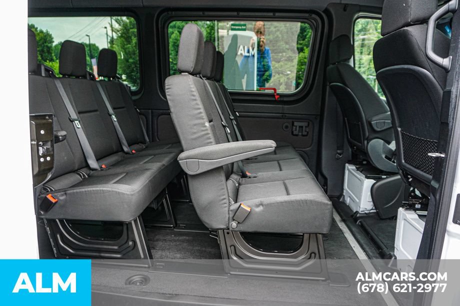 Used 2025 Mercedes-Benz Sprinter 2500 image 29