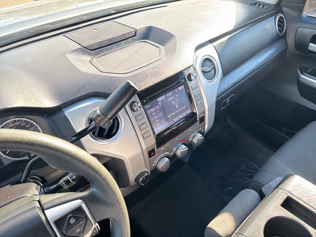 Used 2015 Toyota Tundra SR5 AWD/4WD image 21
