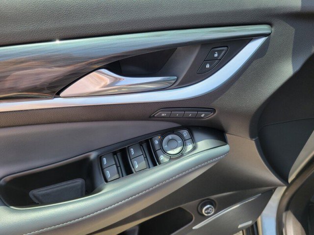 Used 2024 Buick Enclave Premium image 28