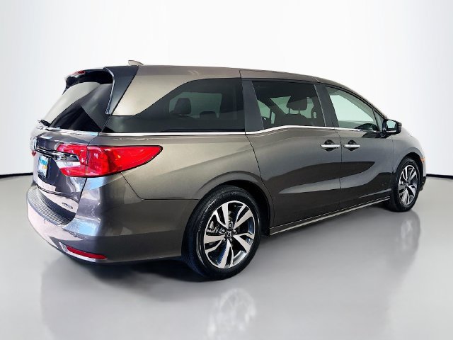 Used 2023 Honda Odyssey Touring image 8