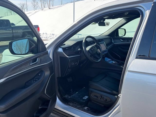 New 2026 Jeep Grand Cherokee Limited AWD/4WD image 15