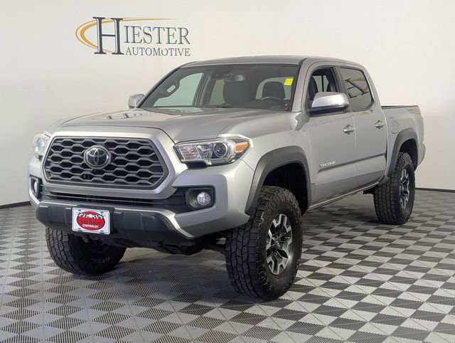 Used 2021 Toyota Tacoma TRD Off-Road w/ Technology Package AWD/4WD image 4