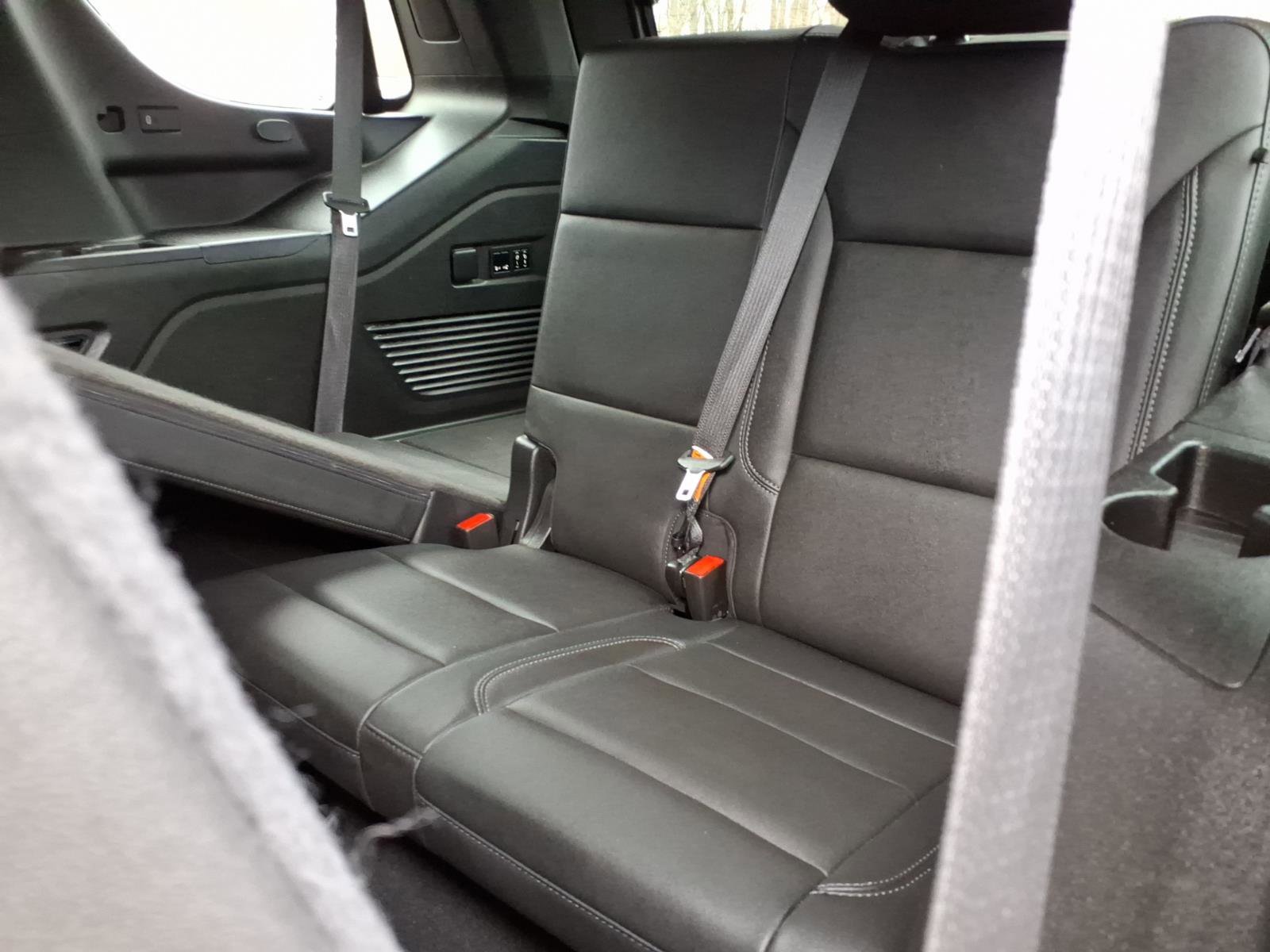 Certified 2022 Chevrolet Tahoe Z71 w/ Luxury Package image 12