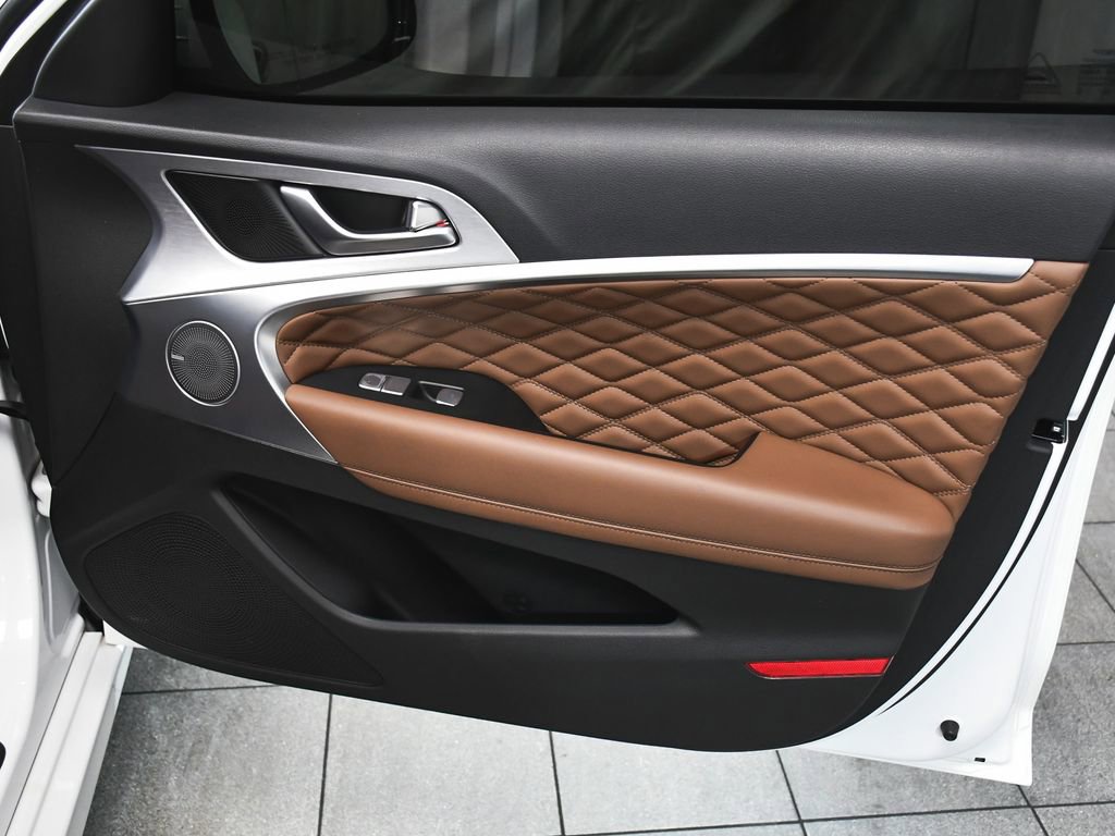 Used 2020 Genesis G70 3.3T w/ Prestige Package image 18