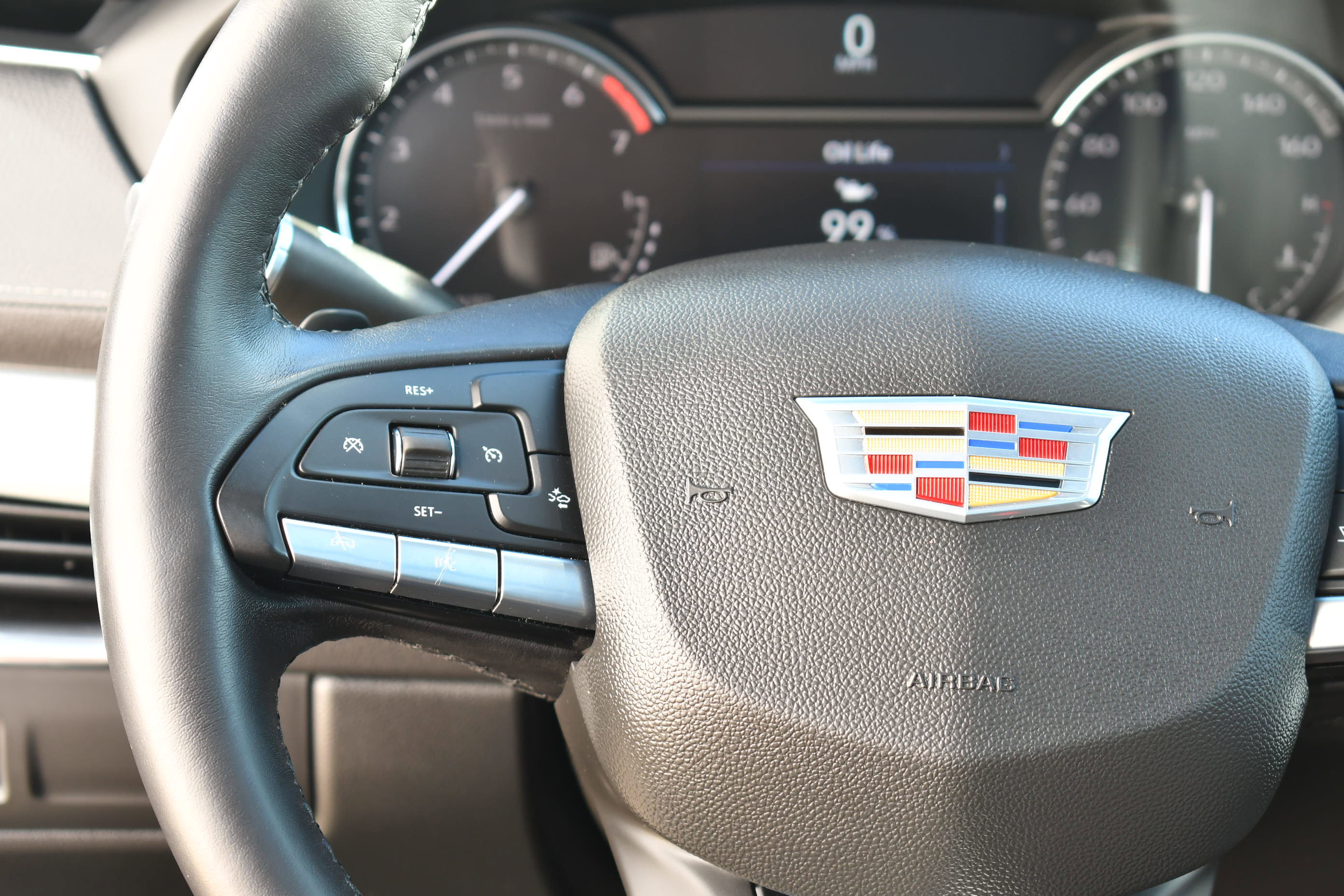 Used 2021 Cadillac XT4 Premium Luxury image 16