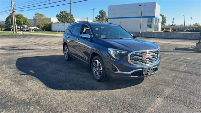 Used 2019 GMC Terrain SLT w/ Preferred Package image 2