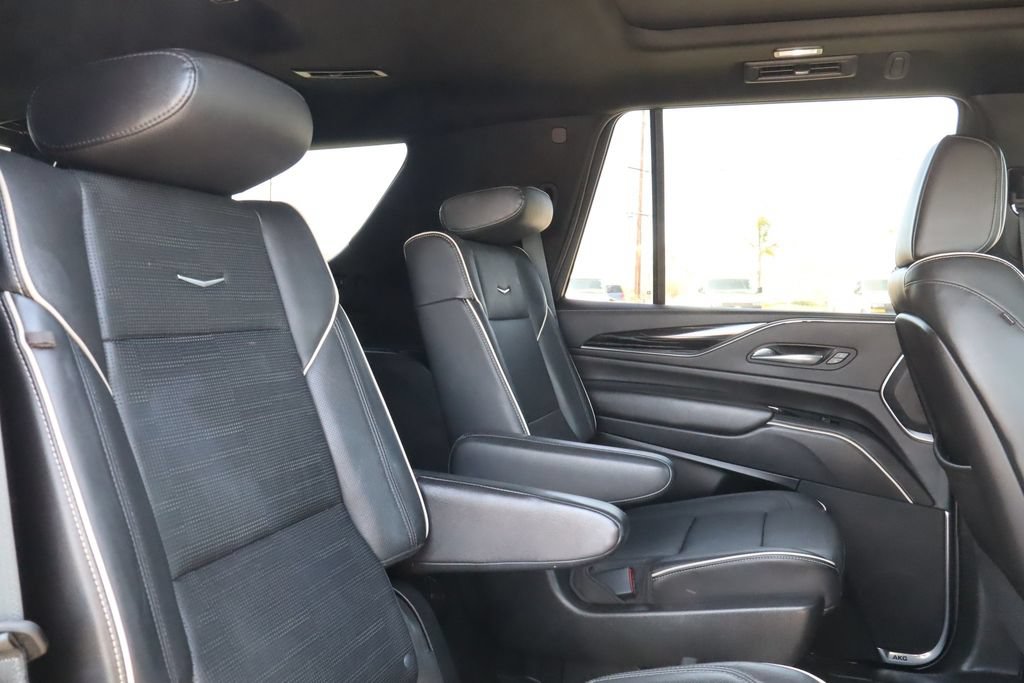 Used 2021 Cadillac Escalade Sport RWD image 30