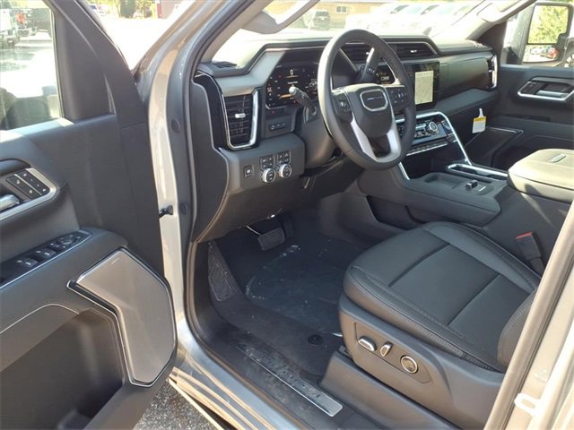 New 2026 GMC Sierra 3500 Denali w/ Denali Reserve Package image 10