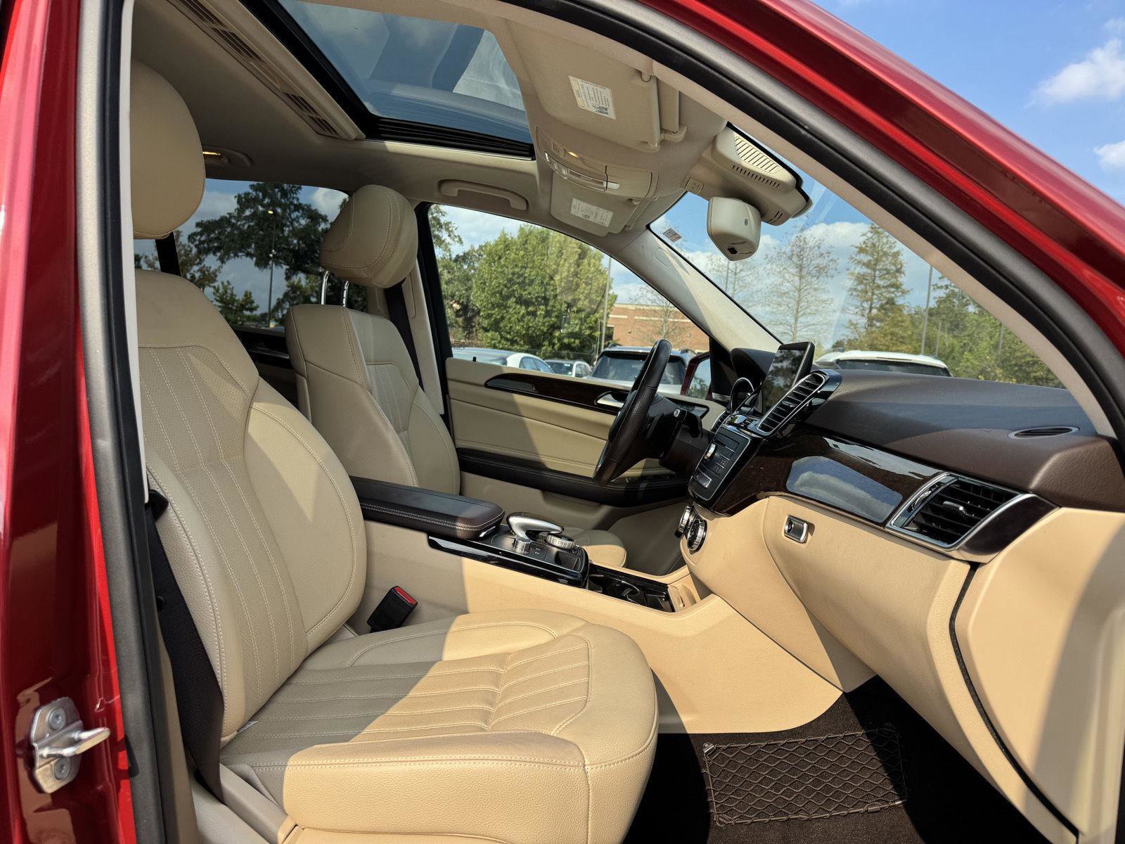 Used 2018 Mercedes-Benz GLE 350 image 27