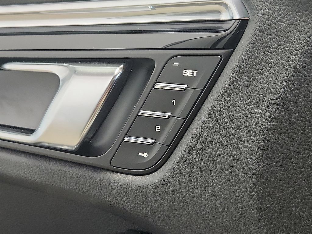 New 2026 Porsche Macan S AWD/4WD image 20