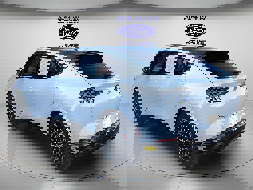 Used 2022 Ford Mustang Mach-E GT image 6