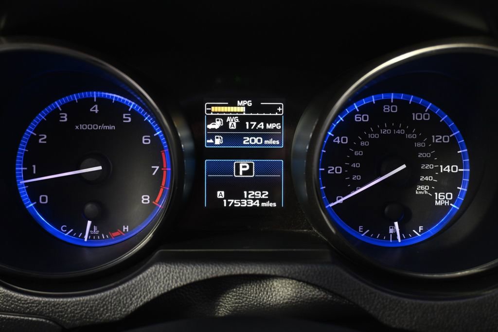 Used 2015 Subaru Outback 3.6R Limited image 26