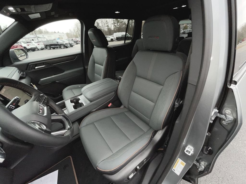 New 2026 GMC Acadia AT4 image 24