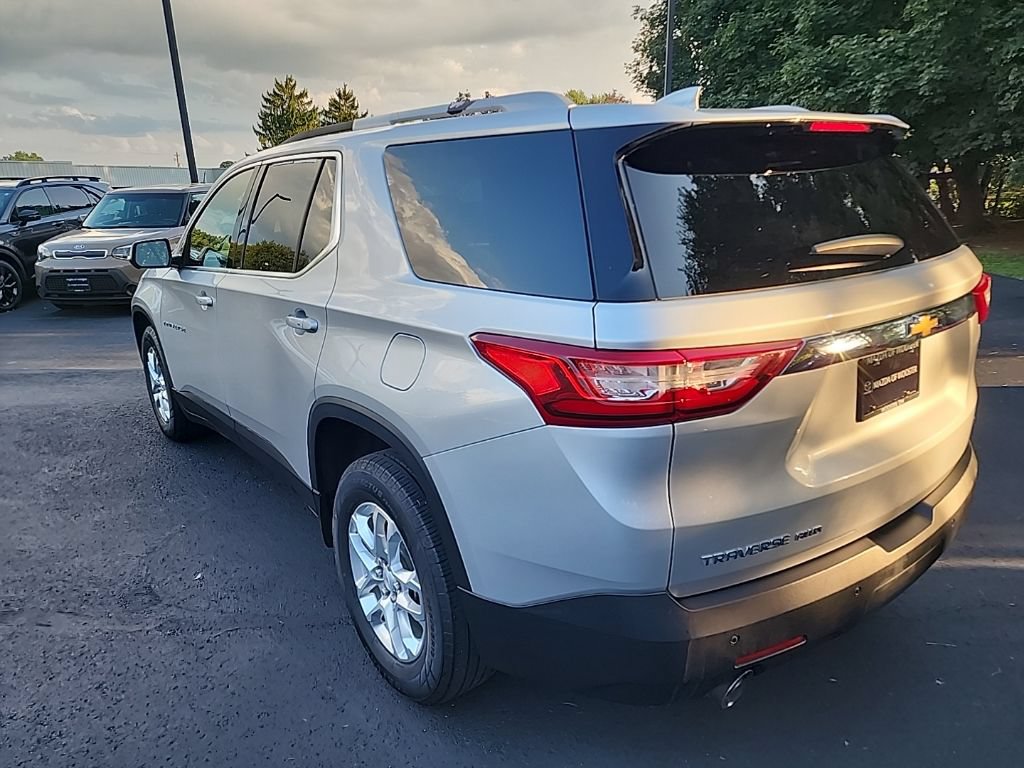 Used 2018 Chevrolet Traverse LT AWD/4WD image 7