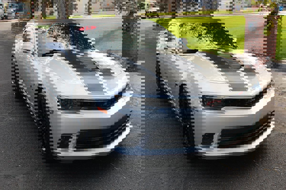 Used 2015 Chevrolet Camaro SS w/ RS Package image 31