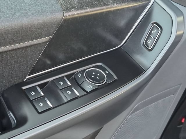 Used 2024 Ford F150 Lightning XLT AWD/4WD image 12