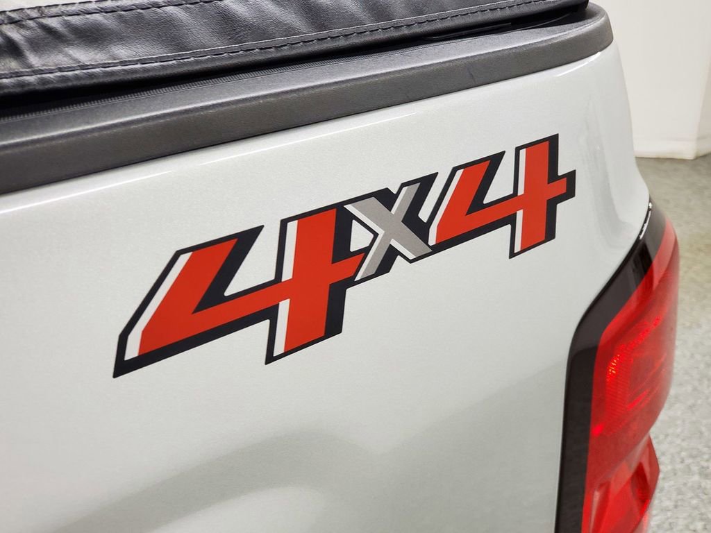 Used 2019 Chevrolet Silverado 1500 LT w/ All Star Edition image 25