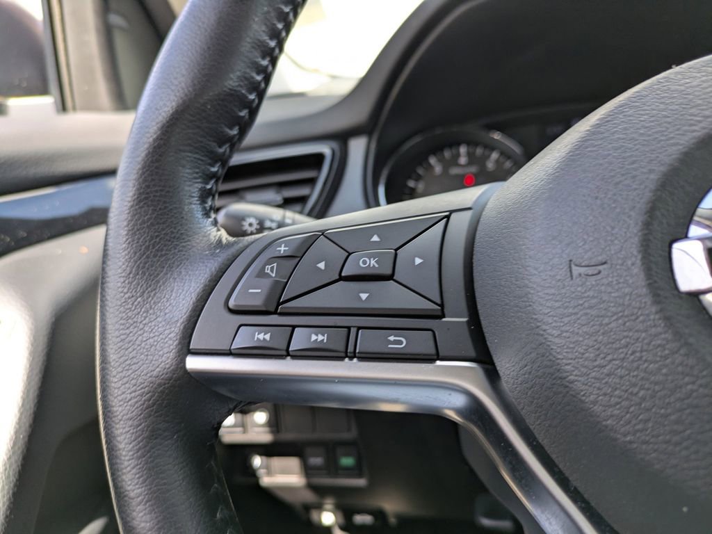 Used 2021 Nissan Rogue Sport SL image 26