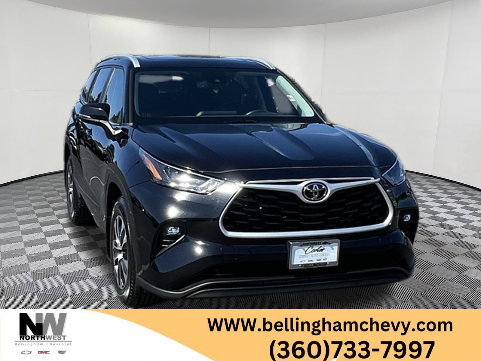 Used 2024 Toyota Highlander XLE