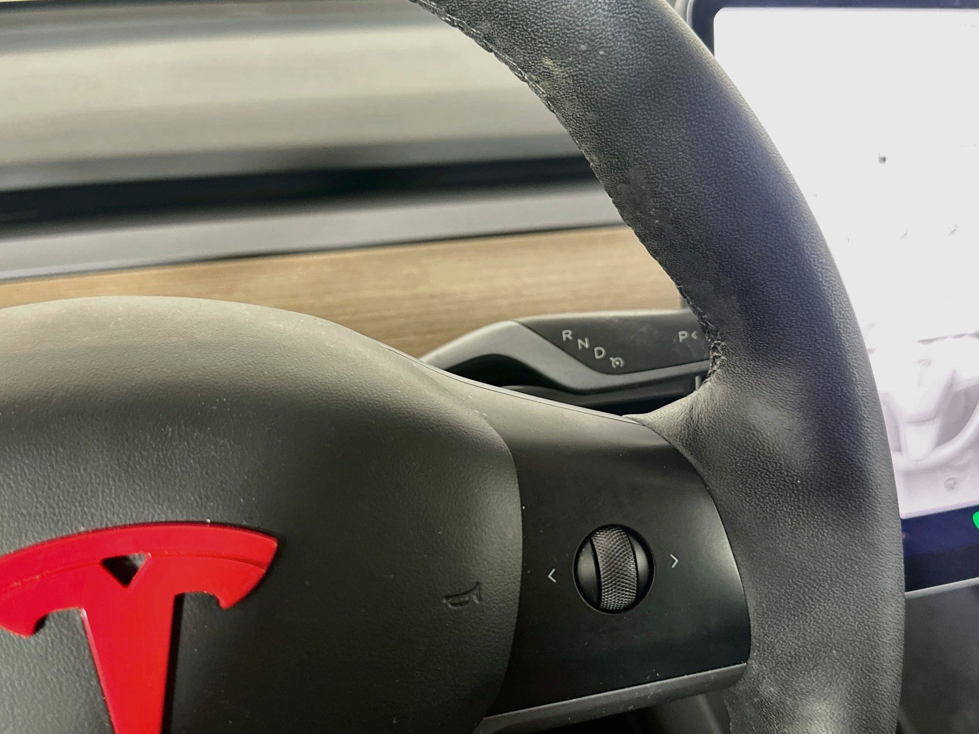 Used 2023 Tesla Model Y Long Range AWD/4WD image 24