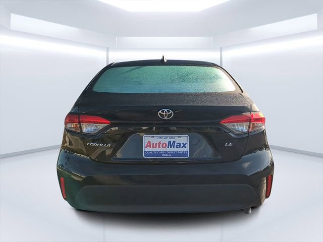 Used 2025 Toyota Corolla LE FWD image 4